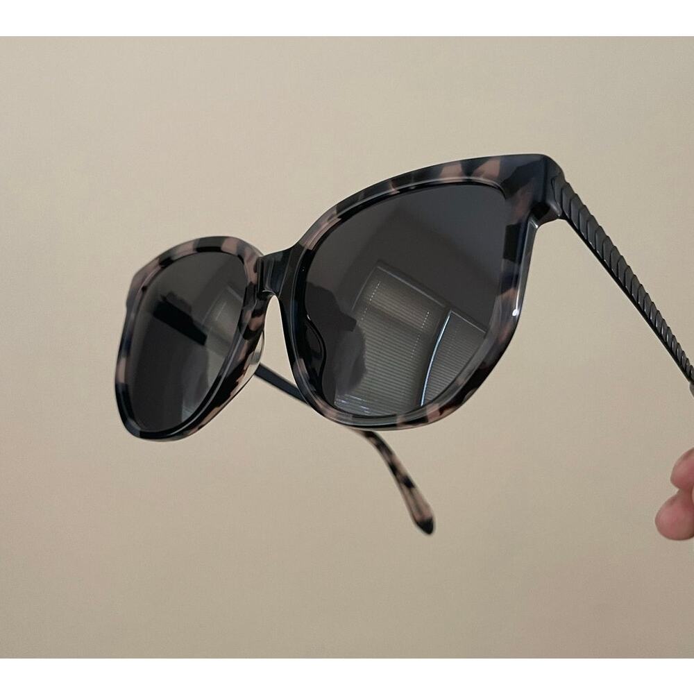 QUAY Coffee Run MiMi Womens Black Gray Tortoise Polarized Round Sunglasses - Picture 6 of 14